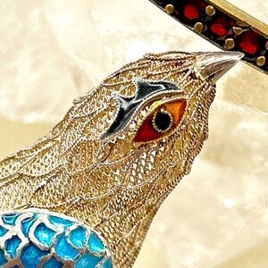 Silver filigree mesh Chinese export figural bird brooch